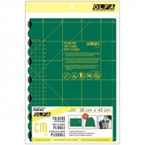 日本 OLFA 摺疊式 切割墊 320x450x2mm /個 (綠色) FCM-A3